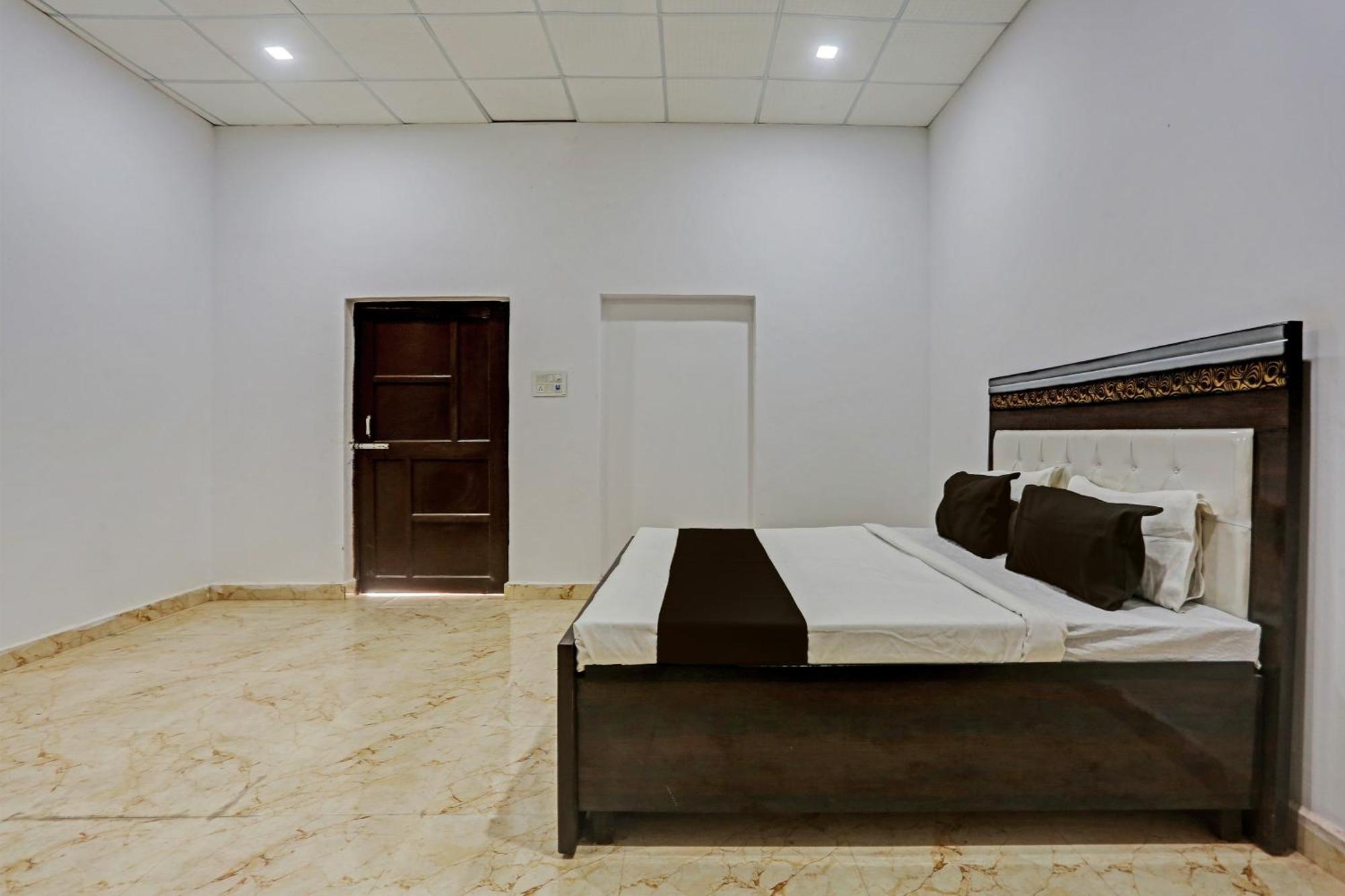 Hotel O Murliwala Wedding Palace And Resort Samalkha Buitenkant foto
